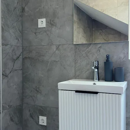 Fenix Apartament *
