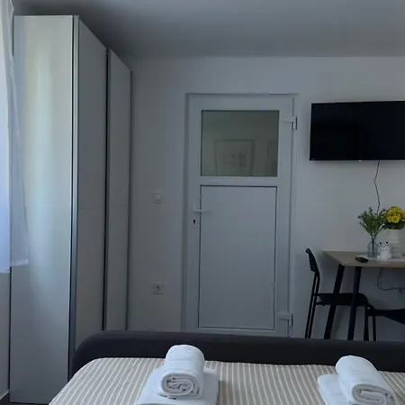 Fenix Apartament *